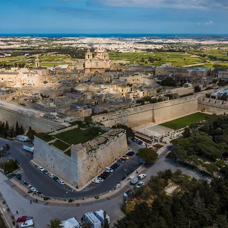 شقة Blue Harbour Seafront 3 Bedroom Apartment, With Spectacular Sea Views From Terrace - By Getawaysmalta