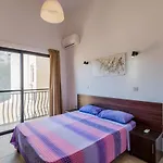 Apartment Blue Harbour Seafront: Panoramic Sea View St. Paul's Bay