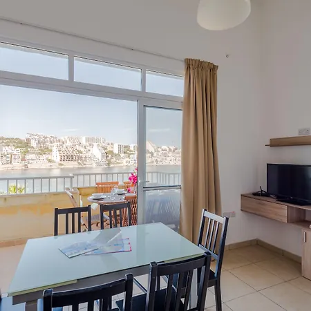 Blue Harbour Seafront 3 Bedroom Apartment, With Spectacular Sea Views From Terrace - By Getawaysmalta 아파트 세인트폴스베이