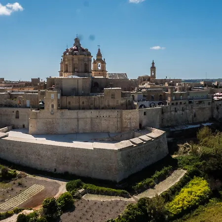 Blue Harbour Seafront 3 Bedroom Apartment, With Spectacular Sea Views From Terrace - By Getawaysmalta San Pawl il-Baħar