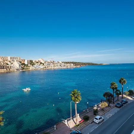 Blue Harbour Seafront 3 Bedroom Apartment, With Spectacular Sea Views From Terrace - By Getawaysmalta 세인트폴스베이