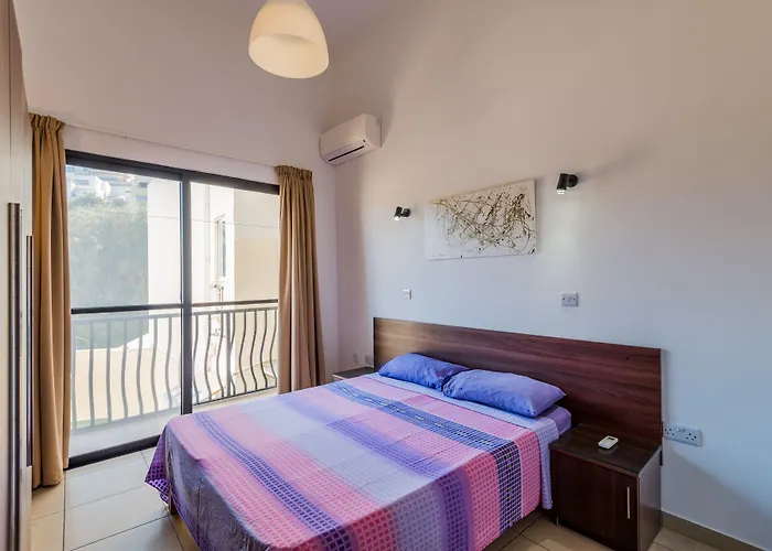 Blue Harbour Seafront 3 Bedroom Apartment, With Spectacular Sea Views From Terrace - By Getawaysmalta Apartament St. Paul's Bay