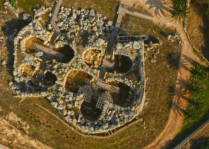 Blue Harbour Seafront 3 Bedroom Apartment, With Spectacular Sea Views From Terrace - By Getawaysmalta Apartament