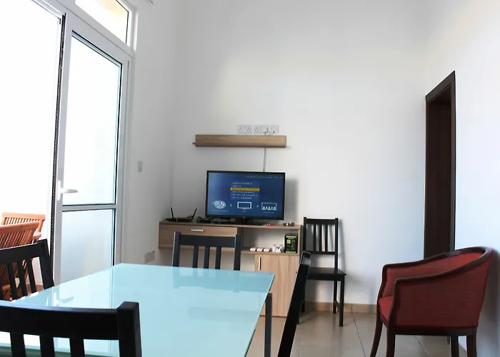 Apartament Blue Harbour Seafront 3 Bedroom Apartment, With Spectacular Sea Views From Terrace - By Getawaysmalta