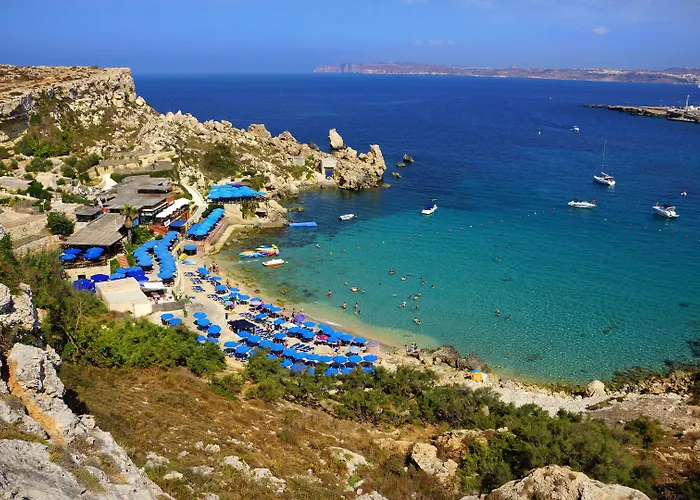 Blue Harbour Seafront 3 Bedroom Apartment, With Spectacular Sea Views From Terrace - By Getawaysmalta 아파트