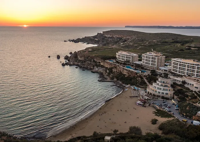 Blue Harbour Seafront 3 Bedroom Apartment, With Spectacular Sea Views From Terrace - By Getawaysmalta