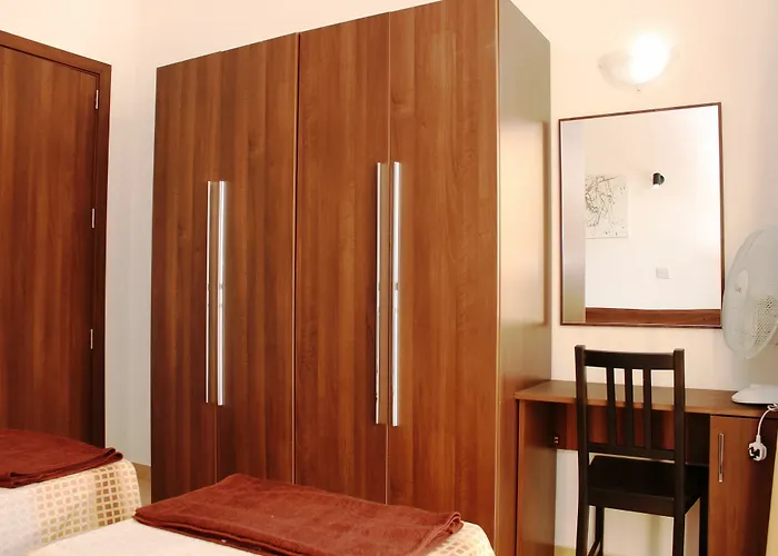 Blue Harbour Seafront 3 Bedroom Apartment, With Spectacular Sea Views From Terrace - By Getawaysmalta * 세인트폴스베이